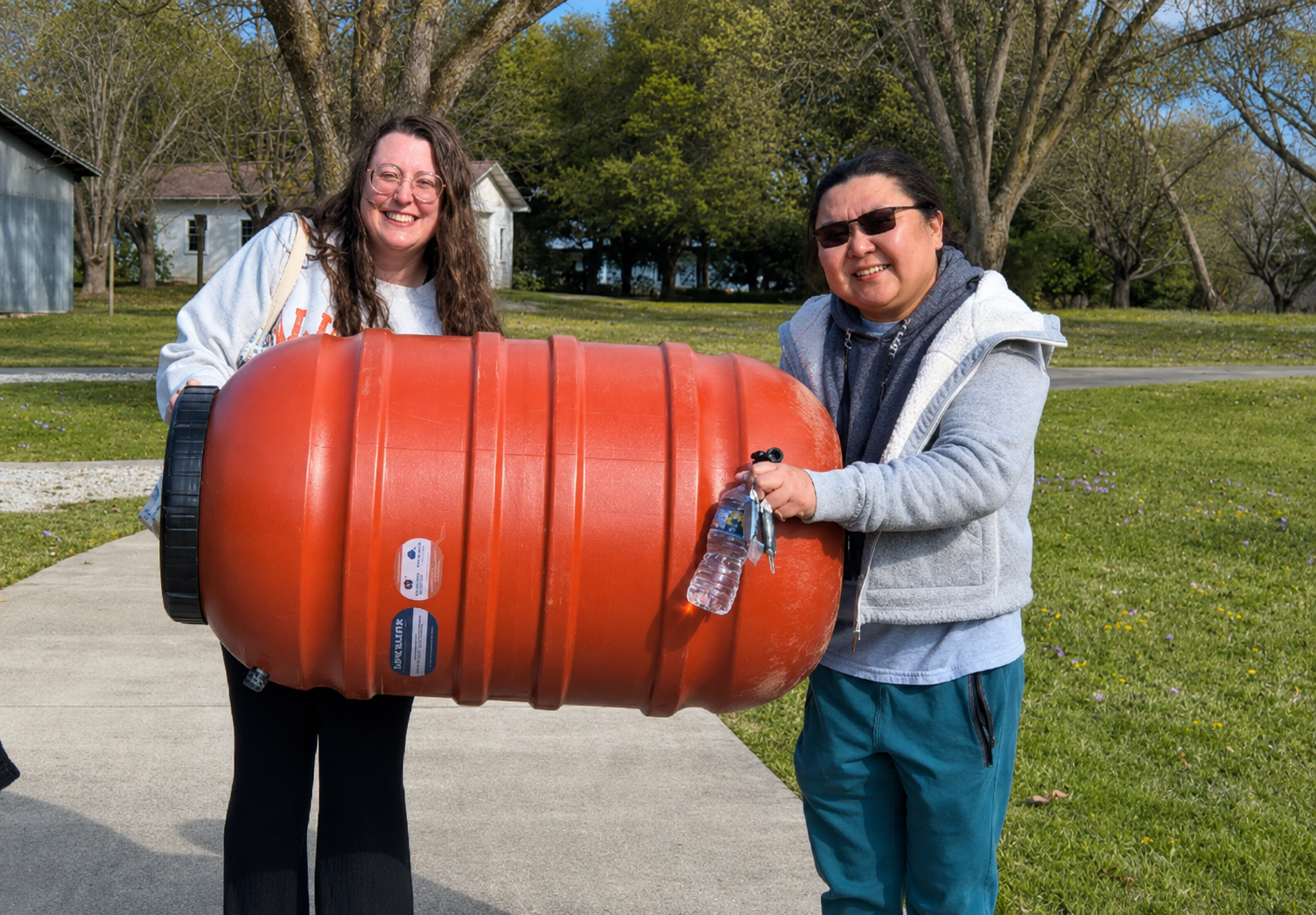 Rain barrel workshop participants